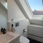 Stylish Two Floor Scandinavian & Cozy Appartamento *
