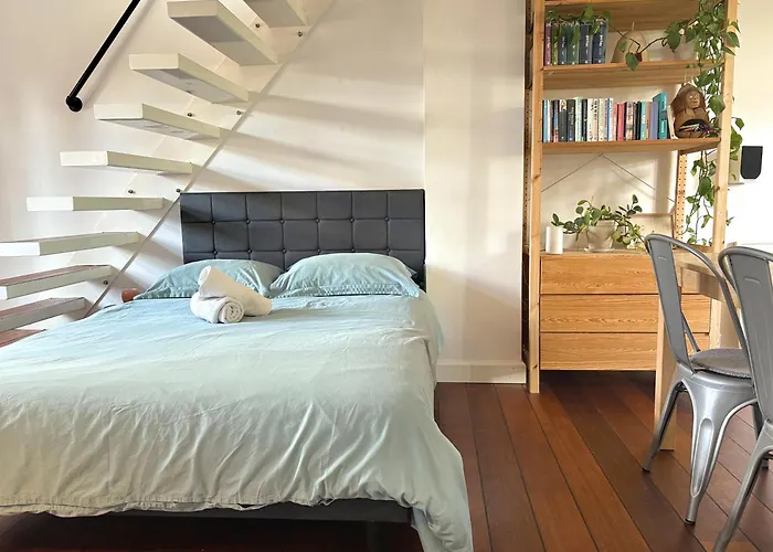 Stylish Two Floor Scandinavian & Cozy *